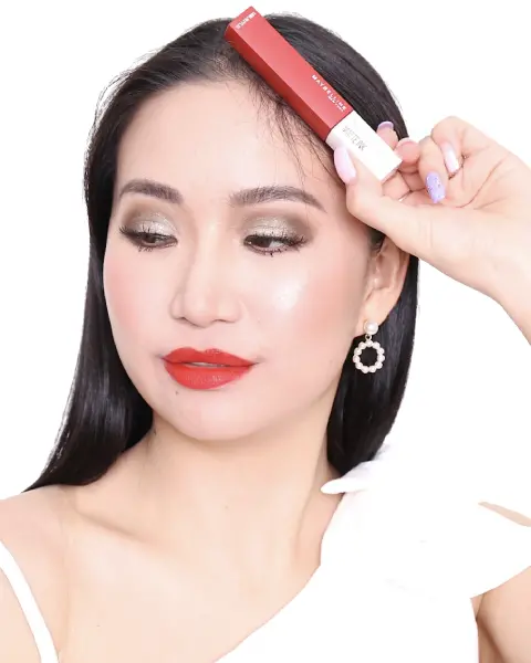 Maybelline SuperStay Matte Ink tom 118 Dancer